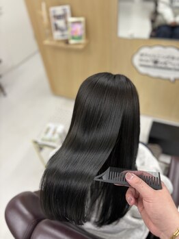 こだわりの髪質改善ケアで理想の質感を叶えあなた史上最高の美髪に◎美容感度の高いオトナ女性に大人気！！