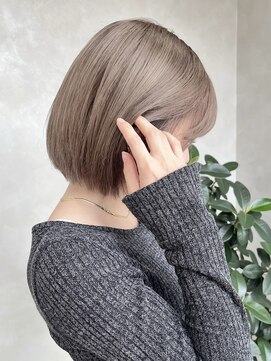 イルウィ(irwi) 【miku/ブリーチ】夏のハイトーン/ボブ/夏色/ベージュカラー