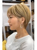ショートボブ×Wカラー　ハイベージュ