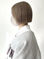 ココ 原宿(KOKO)&nbsp;ブリーチ黒髪小顔クラゲヘアーオリーブグレーココアベージュ