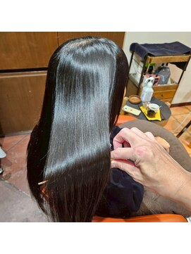 ダアッカ(da acca) 【髪質改善、ロングレイヤー】河原町/四条/縮毛矯正/艶髪