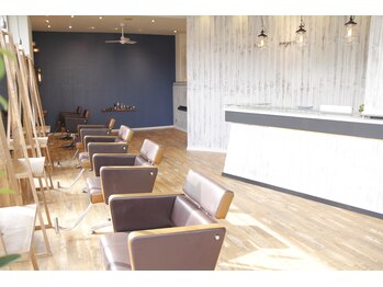 CUORE HAIR ange 水戸店【クオーレ ヘア アンジュ】