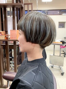 シファ(sifa) デザインアッシュカラーショート