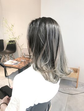 美容室 ツリー(Tree) ノンブローでおさまる大人 ショート 『Tree hairsalon 』本厚木