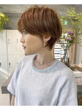 ミィ 表参道(mee.) 【mee.】耳かけショート ヌーディベージュ