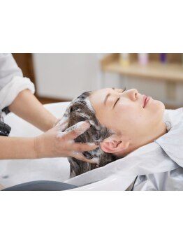 ピュアミングで髪本来の状態へと導きます。髪と肌に優しく、美しさや強さを引き出すスパがおすすめ♪