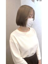 サミット ウル(SUMMIT ulu.)&nbsp;【ulu hana】ぱつっとハイトーンボブ！ミルクティーベージュ