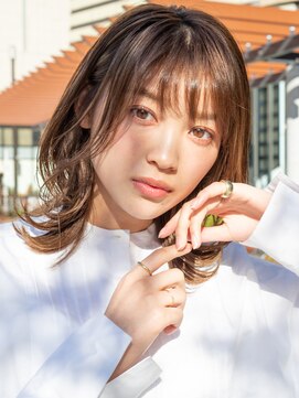 アフロート ギンザ(AFLOAT GINZA) 【白川】20代30代40代くびれレイヤー 波巻き外ハネ23.1.27