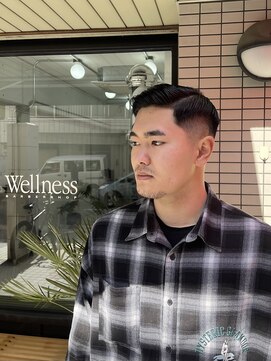 ウェルネス(Wellness) サイドパート　スキンフェード