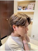 メンズ韓国ヘア　アッシュグレー　ブリーチカラー