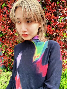 フィーカ(Fiika) ベージュ/ワイドバング/ケアブリーチ【肥後橋駅】