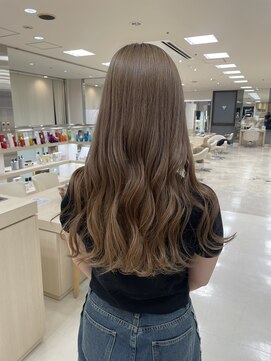 ケンジ 平塚ラスカ店(KENJE) ミルクティーベージュ