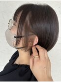 さりげなベージュイヤリングカラー