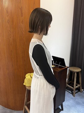 トワ(toi) 外はねボブ/オリーブベージュ/横浜/横浜駅