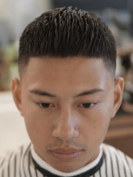 ザチョップショップ キチジョウジ(THE CHOP SHOP KICHIJOJI) クロップ