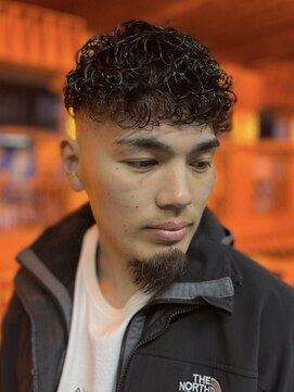 HIRO GINZA BARBER SHOP 栄店【ヒロギンザ バーバーショップ】【3/25 OPEN予定】 ニュアンスパーマ/波巻きツイストスパイラル[栄駅/理容室]