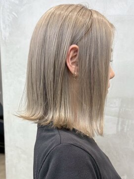 エリマ 調布(elima) 調布ダブルカラーレイヤーボブウルフショートヘアベージュカラー