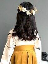 ナカオコアフュール(NAKAO COIFFURE)&nbsp;ハーフアップスタイル 和装アレンジ 卒業式 ゆるふわ 袴