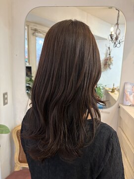 アミュレ ヘア サロン(Amule hair salon) 暗めオリーブブラウンレイヤーカット赤みを抑えたブラウンカラー