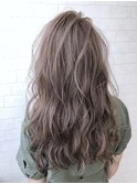 外国人風バレイヤージュ、ハイライトカラーアッシュグレージュ