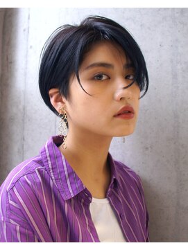 アトリエ フェム(atelier.fem) コンパクトなマニッシュショート