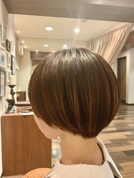 ヘアーアンドビュー ティーリタ 蕨(RITA) マッシュアッシュブラウン/外ハネボブ/ネオウルフ