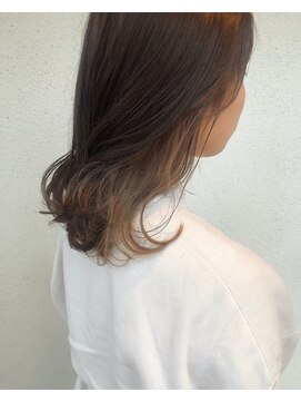 シェノン 梅田(CHAINON) くびれミディ×イヤリングカラー