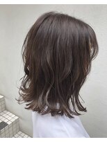 モルニ(MORNI)&nbsp;アッシュグレー_マロンベージュ Aラインボブ かきあげ