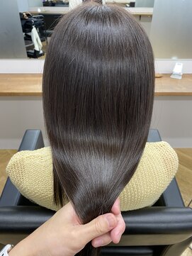 シカ 神戸三宮元町店(Cica) 【Cica 神戸三宮元町】髪質改善トリートメント