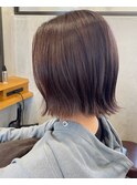 外ハネ切りっぱなしボブ