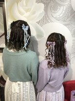 ラエラ 五反田店(laera) ツインでお花、編み込みカチューシャでお揃いスタイルにしました