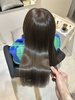 エミュスト(Emuest) 【松葉】髪質改善/髪質改善トリートメント/髪質改善