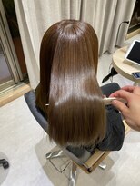 ジーナ 本八幡(Zina)&nbsp;大人かわいい20代30代40代小顔ショコラベージュ　Zina本八幡