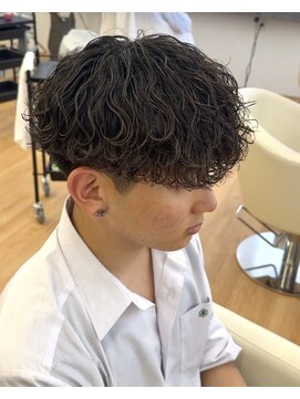 ビカム 名駅(become) 【強め波巻きパーマ】メンズマッシュ束間刈り上げツーブロック