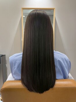 アヴェル 自由が丘(Avelle)の写真/いつまでも美しく、大人女性のお悩みに寄り添ったヘアケアをご提案♪上質な空間で癒しのサロンタイムを☆