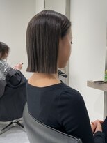 ヨロ 小岩(YOLO)&nbsp;ハイライトカラーミルクティーベージュケアブリーチダブルカラー