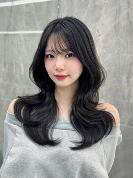 マウル 栄(MAEUL) 韓国前髪　くびれヘア　イメチェン 美髪夏のヘアアレンジ