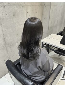 透明感のある艶カラー+髪質改善トリートメント