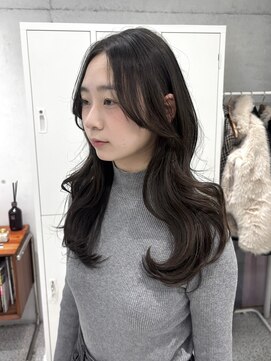 ローウェ 渋谷(Louwe) 韓国くびれレイヤー　【ayami】