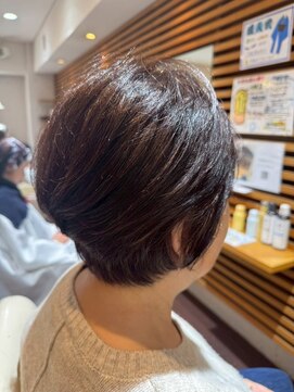 コンフェティ つばき山下通店(Confetti) ショート