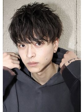 ネイビー(NAVY) 人気なマッシュパーマ! カリアゲで前下がり スウィングマッシュ