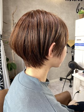 ハナビ(hanabi) 髪質改善　ベリーショート　アレンジ楽チン　ベージュハイトーン