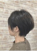耳かけ丸み大人ショート【Mertie 錦糸町】