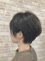 メルティエ(Mertie) 耳かけ丸み大人ショート【Mertie 錦糸町】