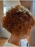 ショートカーリーヘアー