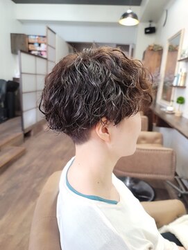 ビルギット(BIRGIT) マッシュパーマ