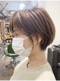 ショートボブ