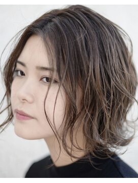 キリオム(KIRIOM) グランジボブ