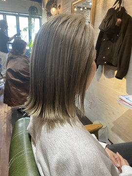 アンズガーデン(Ann's Garden) ミルクティーグレージュブリーチオンカラー