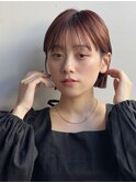 ワインレッド×ぱっつんボブ